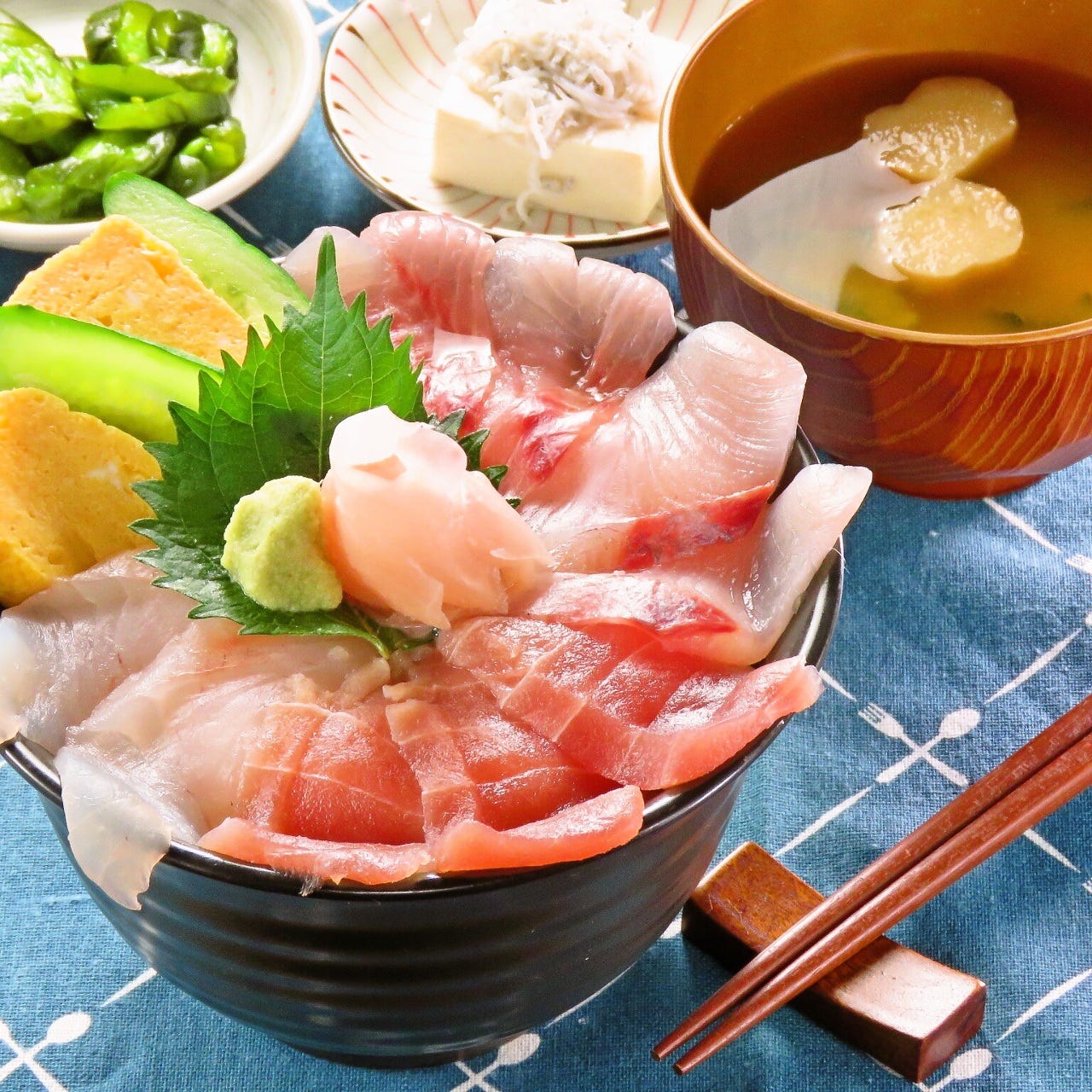 下田港 海鮮丼 ランチ 伊豆